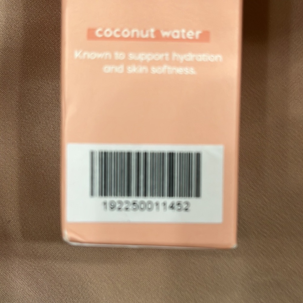 Colourpop Pretty Fresh Foundation - Picture 6 of 6